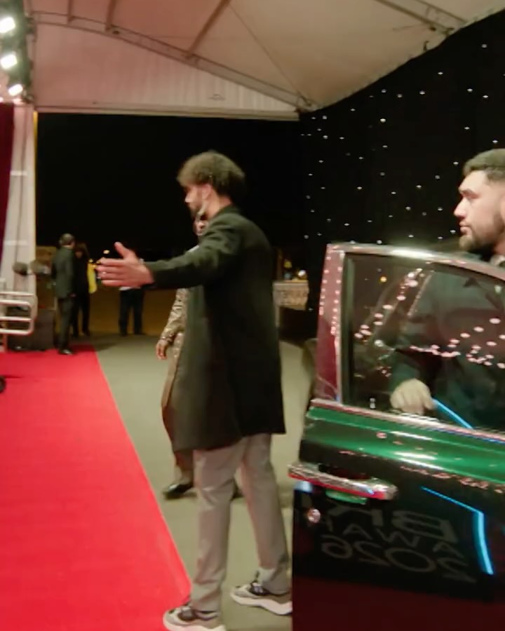 SKEPTA STEPPED ONTO THE BRIT AWARDS CARPET IN A FULL LOOK FROM MAINS SS25 — HIS OWN FASHION LABEL